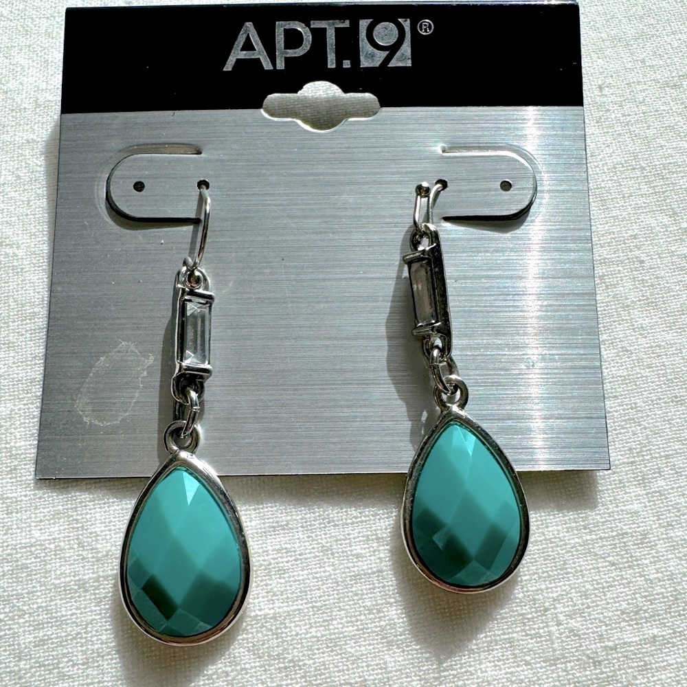 🌸4 for $20🌸NWT Apt. 9 silver dangle earrings w/ turquoise and crystal accents